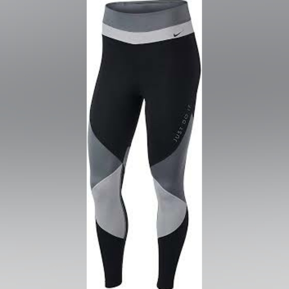 Nike Pants - NWOT NIKE JDI LEGGINGS 💋